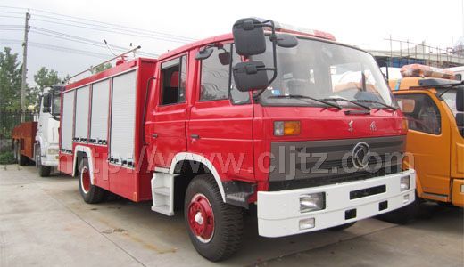 東風(fēng)145水罐消防車(chē)