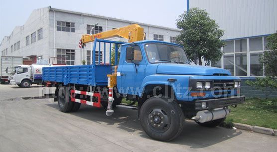 東風(fēng)140隨車起重運(yùn)輸車