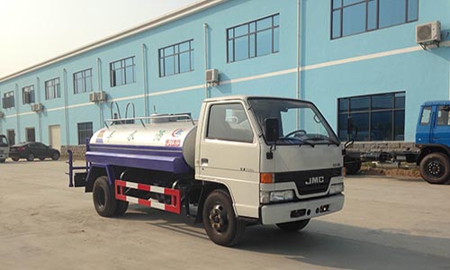 江鈴5噸灑水車(chē)